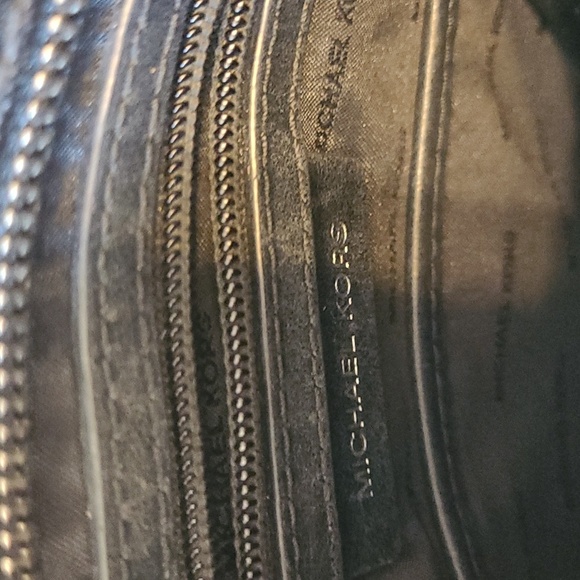 Michael Kors black shoulder bag - Picture 8 of 12